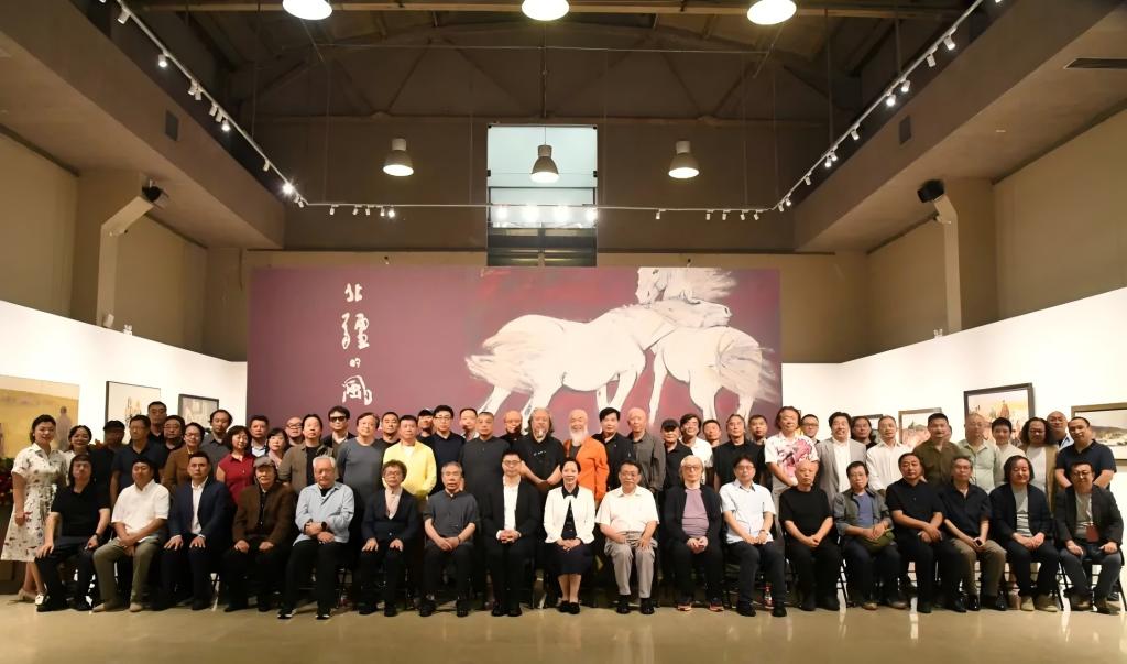 “‘北疆的风’——beat365正版唯一入口必一教师油画、雕塑作品展”在京开展